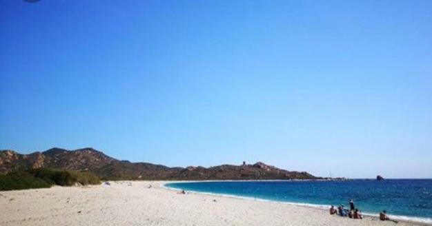 Villa Le Torri Porto Corallo Вилапуцу Екстериор снимка
